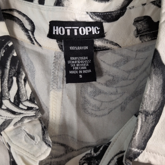 Anatomical Skeleton Sepia Boxy Girls Crop Button-Up - Picture 7 of 8